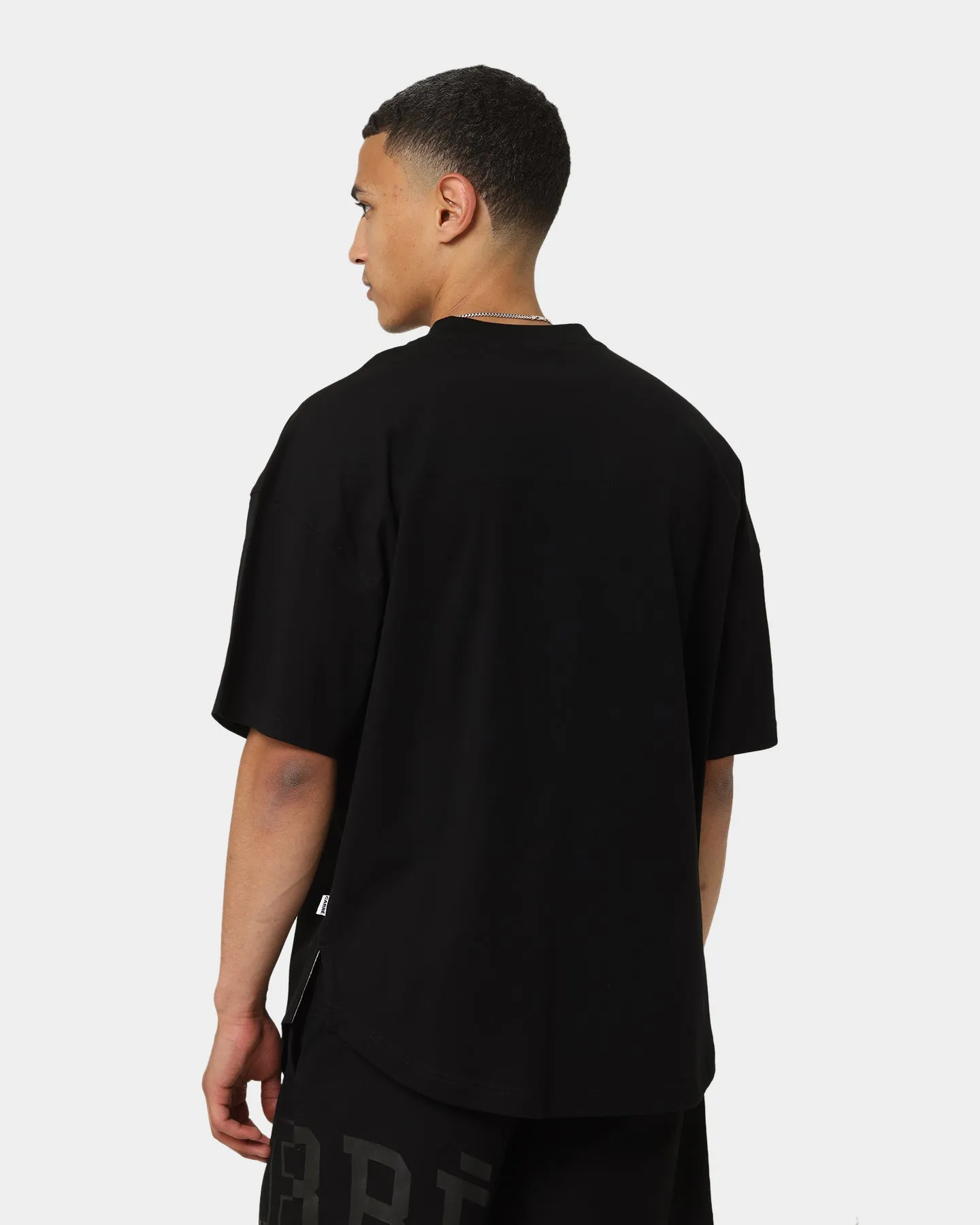 Carr Grid Iron Oversized T-Shirt Black