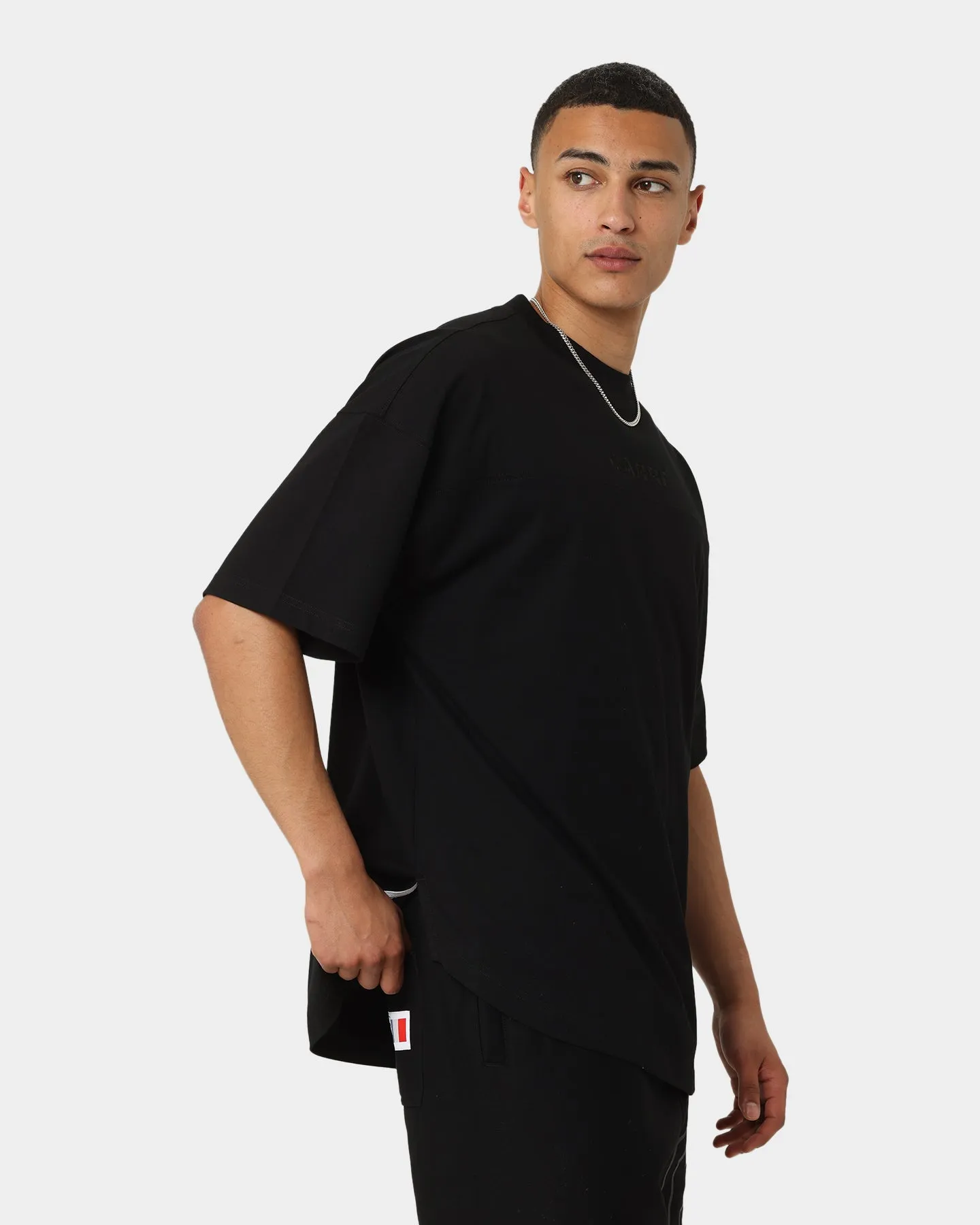 Carr Grid Iron Oversized T-Shirt Black