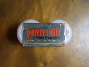 Mini Logo Wheels - White Hybrid A Cut 2 52mm 95A