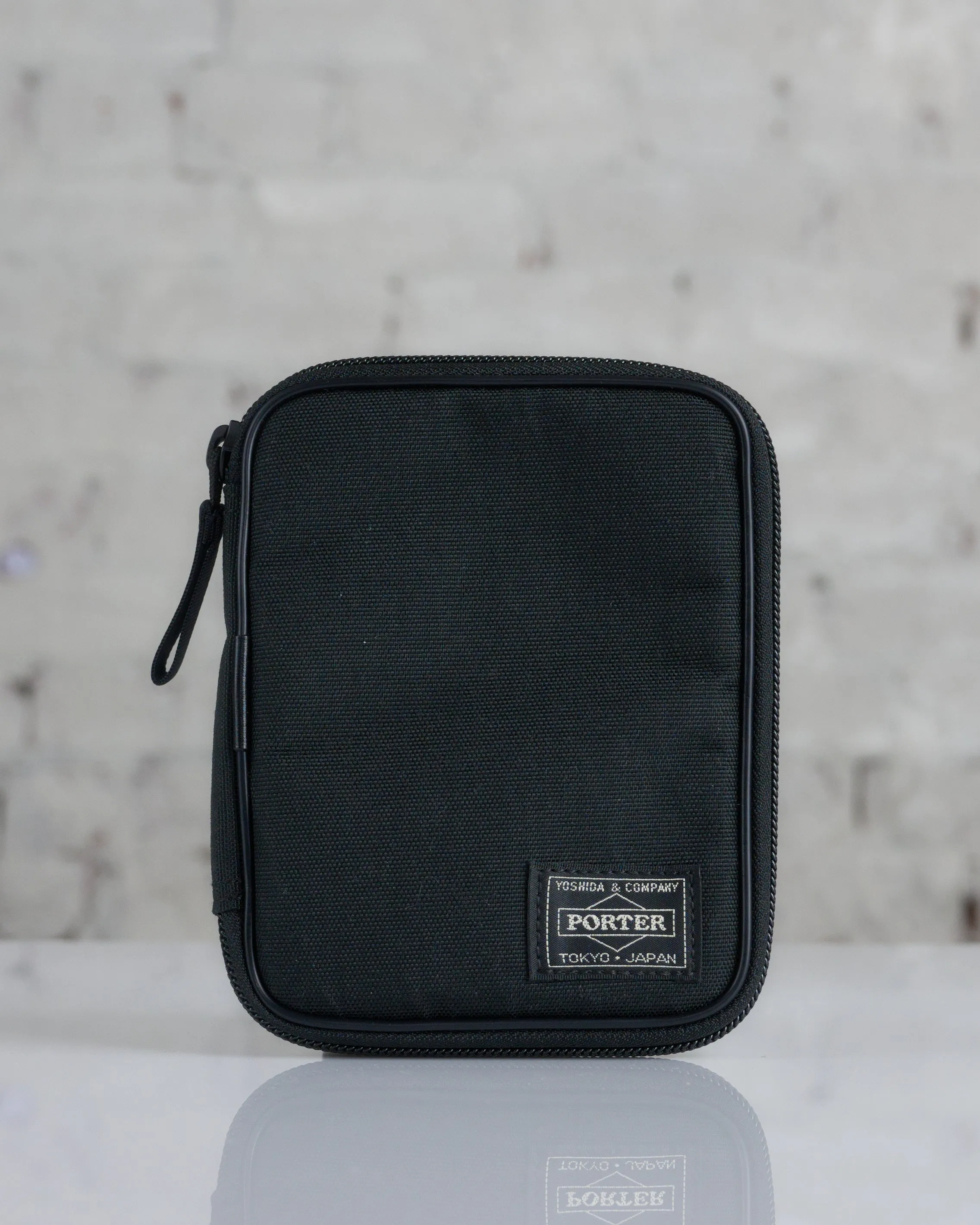 Porter Hybrid Passport Case Black