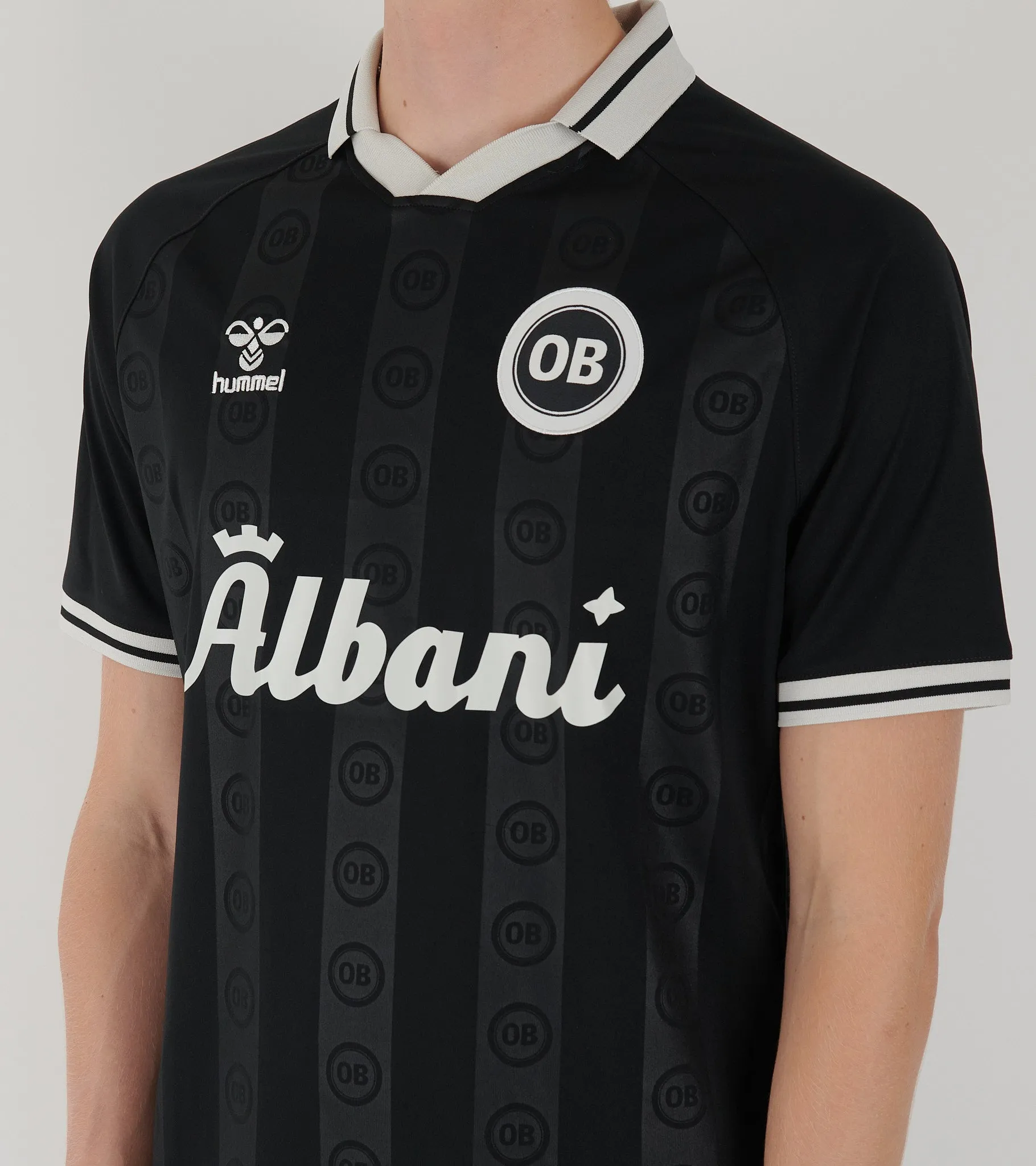 Pregame S/S Jersey Black